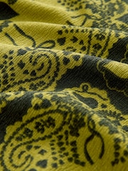 Ochre Patch Paisley Print - رداء علوي بتصميم أنيق وملمس بارز وكم مزين بكشكشة - صورة 7 من 8