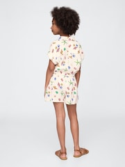 Conjunto de camisa y pantalones cortos de tejido arrugado de Gap (4-13 años) - Imagen 2 de 4