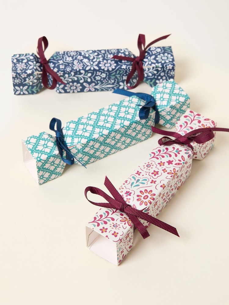 FatFace Lavender Scented Bath Bomb Gift Set - Slika 2 iz 3