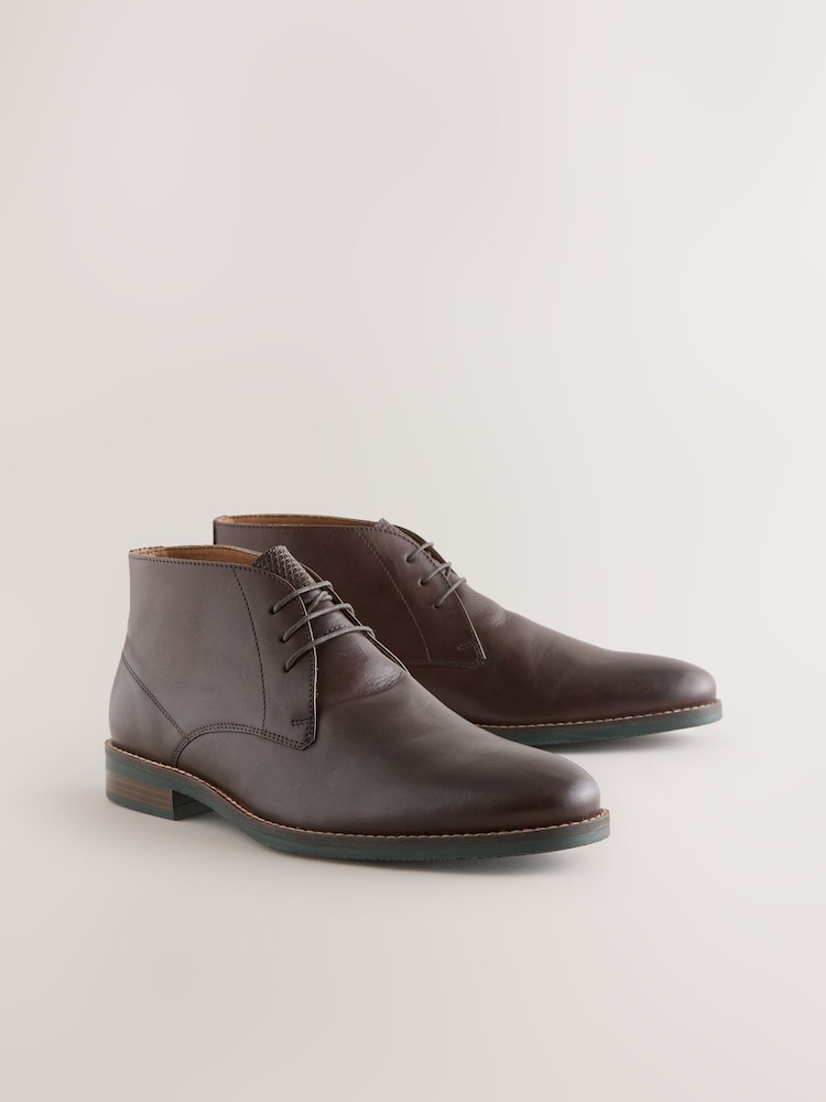Brown Contrast Sole Leather Chukka Boots - Image 2 of 6