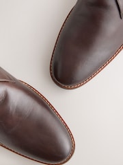 Brown Contrast Sole Leather Chukka Boots - Image 4 of 6