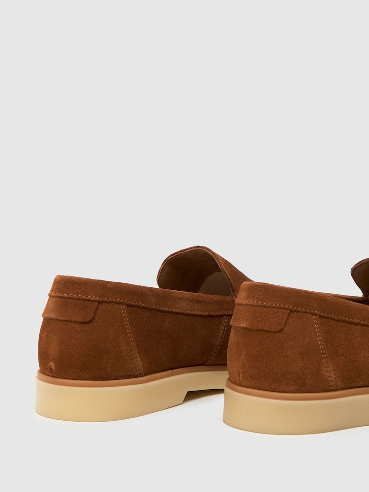 rumenorjava; poltna - Schuh Blue EC Riggs Suede Loafers - Slika 4 iz 4 rumenorjava; poltna - Schuh Blue EC Riggs Suede Loafers - Slika 4 iz 4