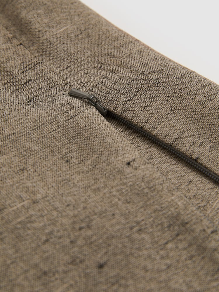 Reiss Grey Lina Atelier Side-Zip Tailored Shorts With Linen - Image 5 of 5