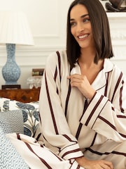 Fable and Eve Wide Leg Long Sleeve Pyjama Set - صورة 3 من 4