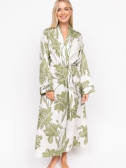 Fable and Eve Green Long Sleeve Dressing Gown - Image 2 of 4