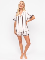 Fable and Eve Short Sleeve Pyjama Shorts Set - صورة 1 من 4