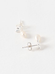 Oliver Bonas Silver Tone Chiara Eyelash Detail Pearl Earrings - Image 3 of 4