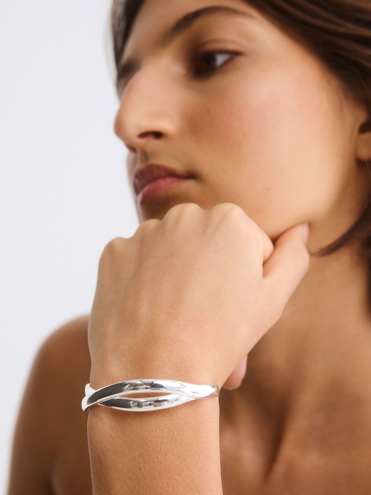 Oliver Bonas Silver Tone Petra Puffy Cross Over Cuff Bangle - Image 4 of 4