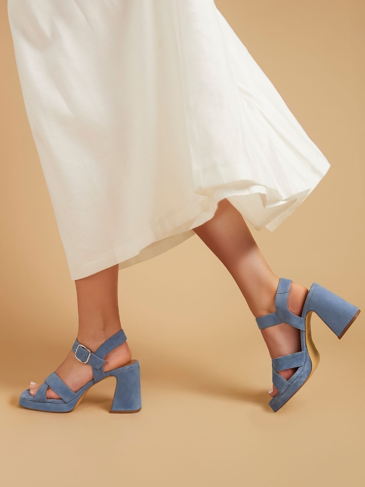 أزرق - مجموعة صنادل Gladiola من الجلد بكعب مرتفع من الأمام من 2 قطعة من Jones Bootmaker - صورة 1 من 6