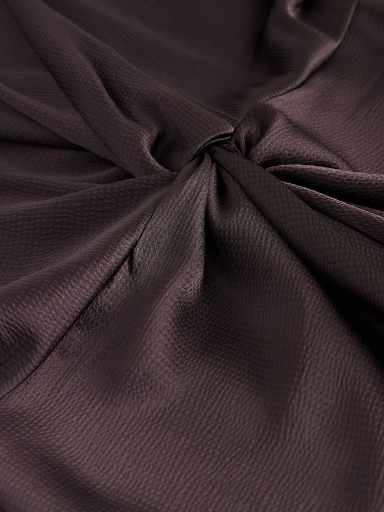 Chocolate Brown Textured Satin Short Sleeve Midi Dress - Image 2 of 3