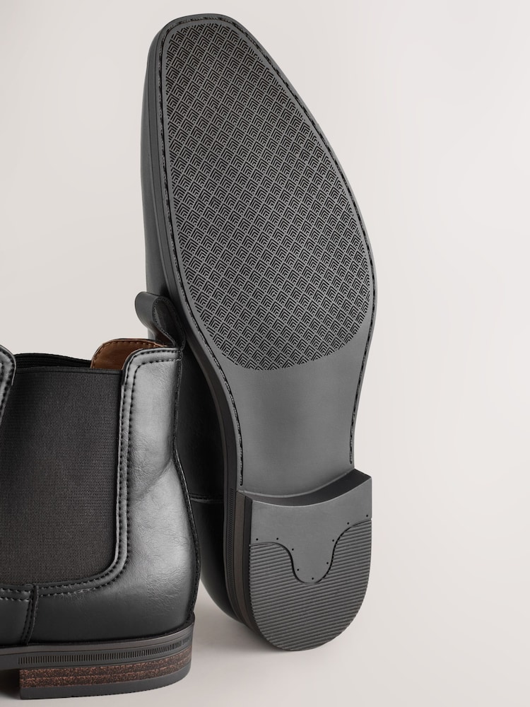 Black Chelsea Boots - Image 5 of 5 Black Chelsea Boots - Image 5 of 5