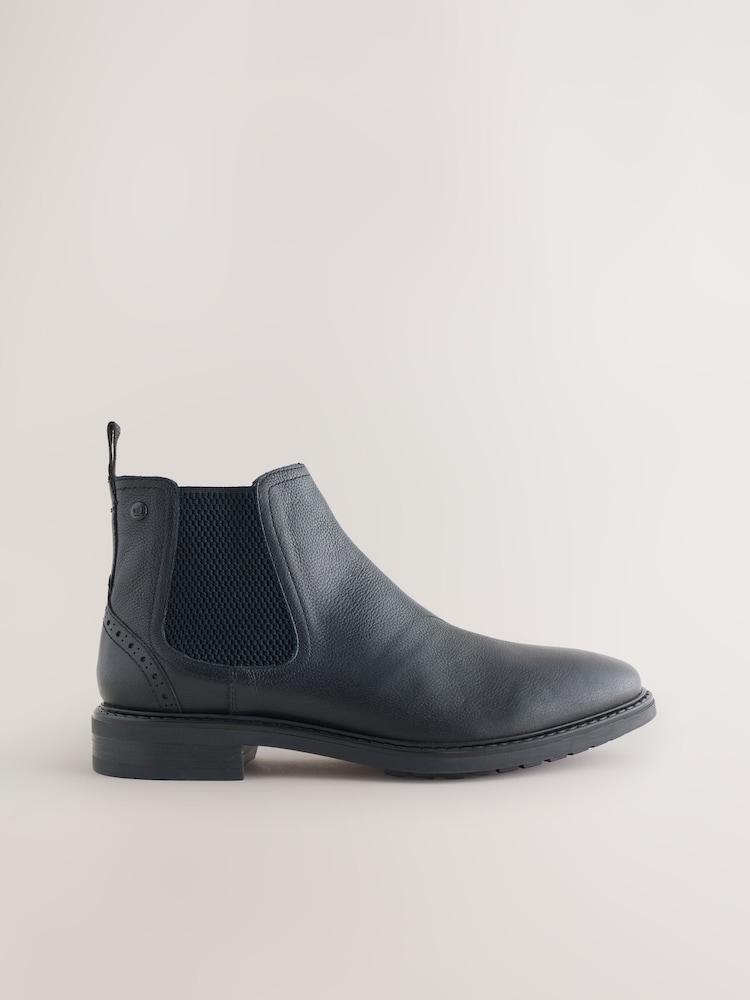 Black Leather Chelsea Boots - Image 2 of 5 Black Leather Chelsea Boots - Image 2 of 5