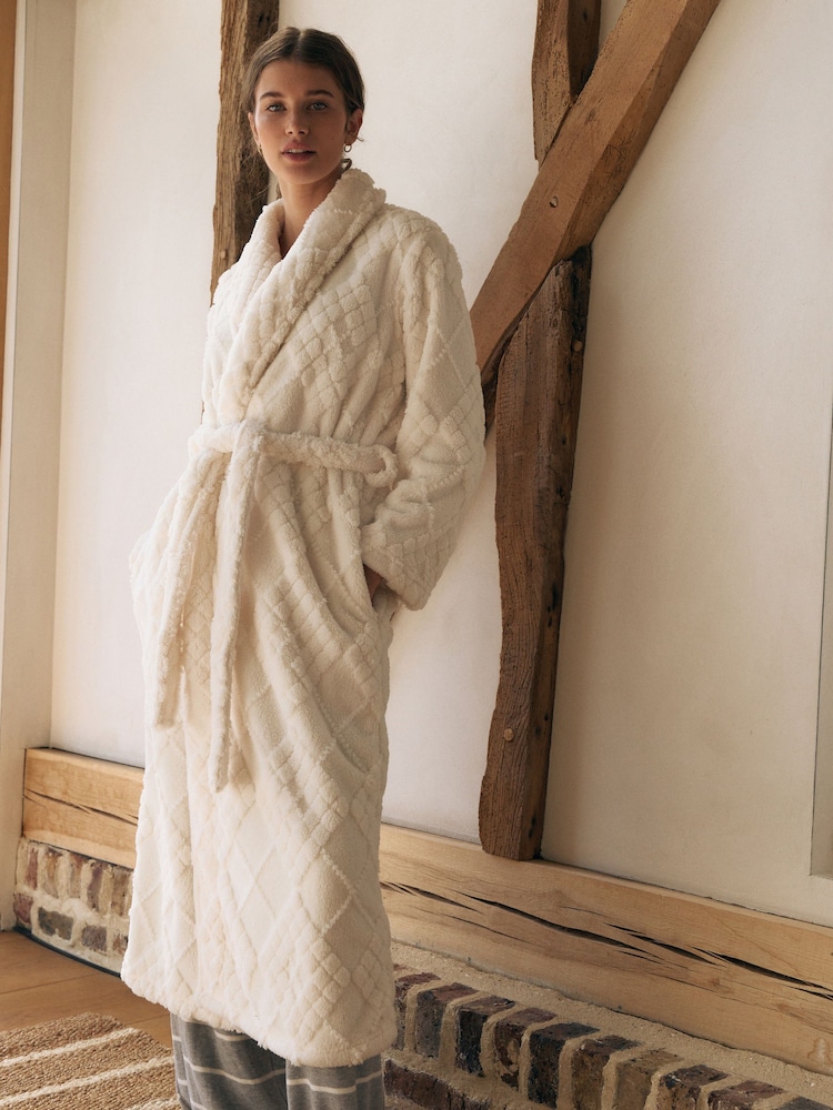 Cream Argyle Cosy Fleece Robe - Image 2 of 9