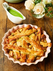 Jamie Oliver Pink Big Love Proper Pie Dish - Image 2 of 7