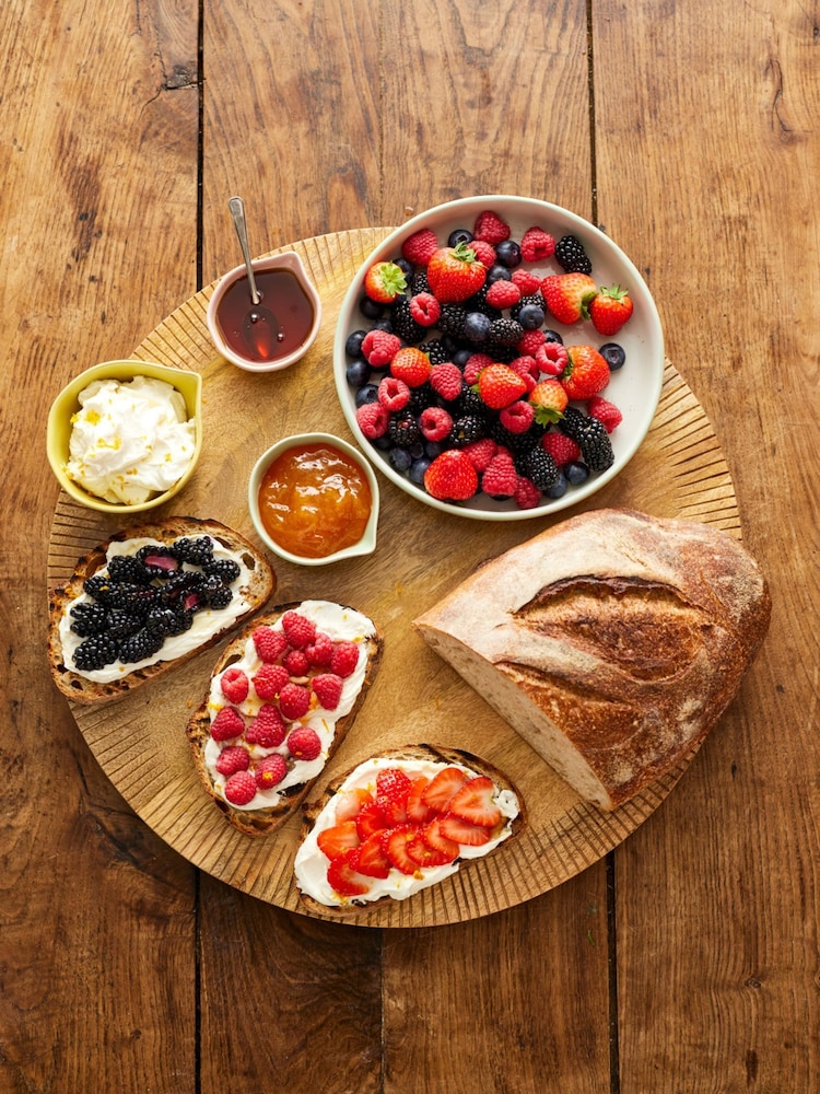 Jamie Oliver Brown Big Love All Rounder Mango Wood Board - Image 2 of 7