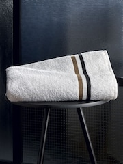 BOSS Home White B Linea Towel Bundle - Image 5 of 5