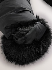 črna - Short Padded Coat with Faux Fur Trim Hood and Cuffs - Slika 8 iz 9