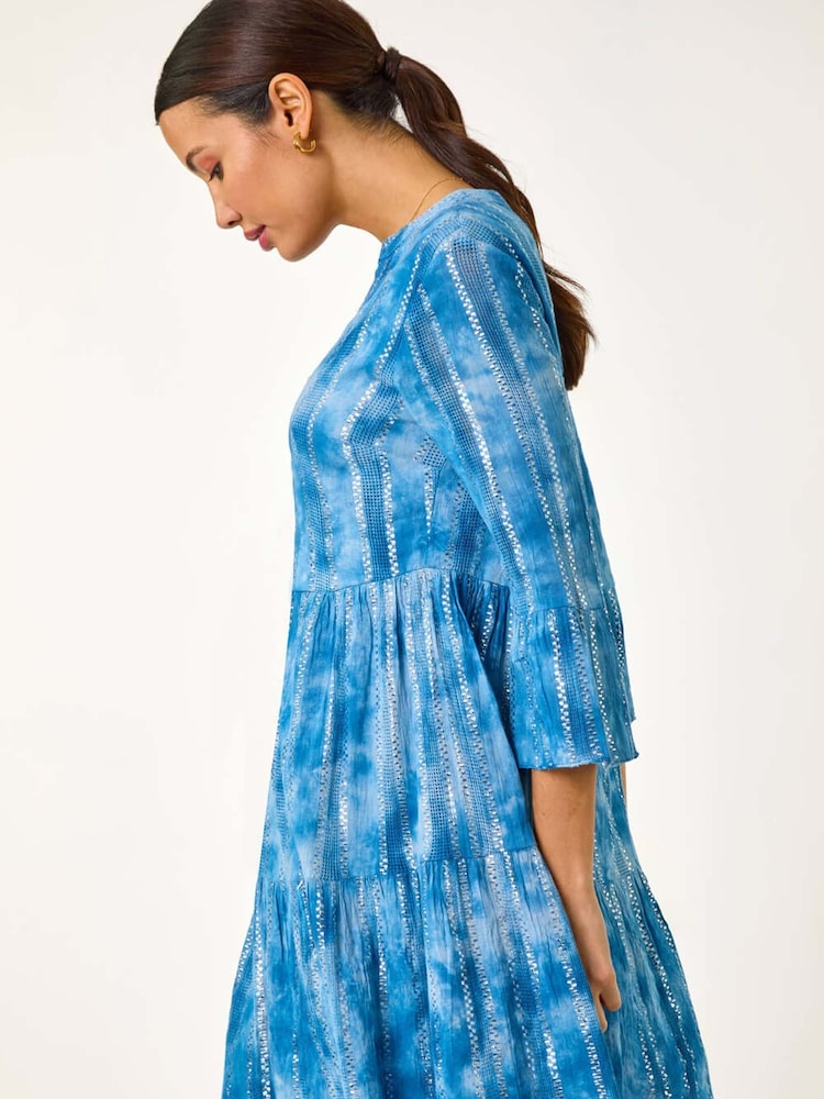Blau - Roman Tie Dye Print Shimmer Smock Dress - Bild 5 von 5 Blau - Roman Tie Dye Print Shimmer Smock Dress - Bild 5 von 5