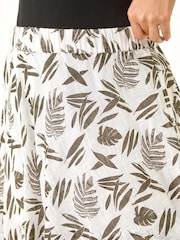Roman White 100% Cotton Leaf Print Short A-line Skirt - Image 5 of 5