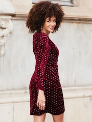 Sosandar Red Velvet Embellished Detail Dress - Image 2 of 4