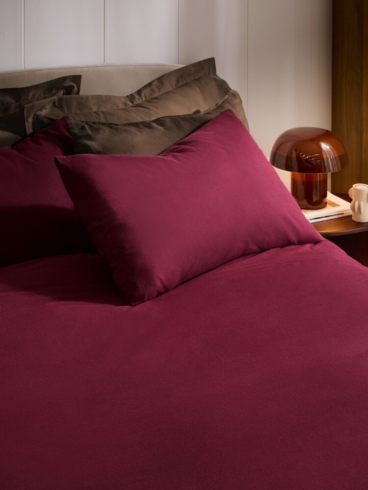 Burgundy Red Brushed Supersoft Cotton Duvet Cover And Pillowcase Set - Image 2 of 5