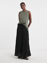 JD Williams Black Crinkle Tiered Maxi Skirt - Image 4 of 4