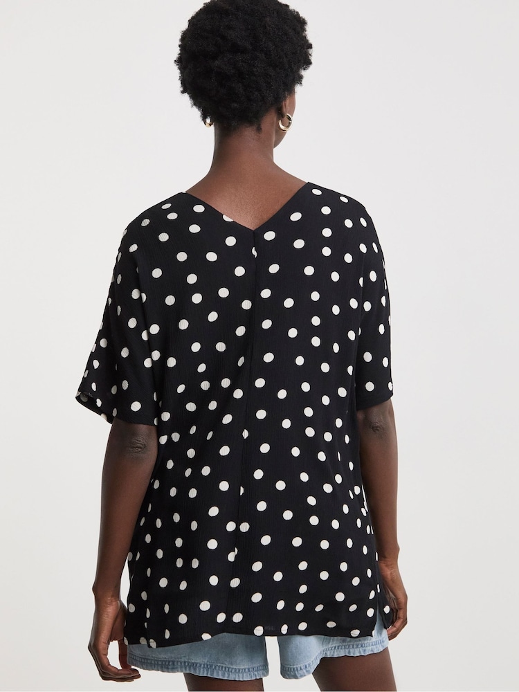 JD Williams Black Crinkle Popover Top - Image 2 of 4