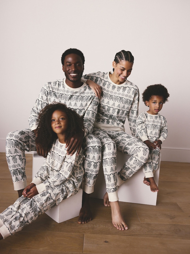Black/White Hamish The Highland Cow Matching Family Christmas Long Sleeve Pyjamas - Image 3 of 3