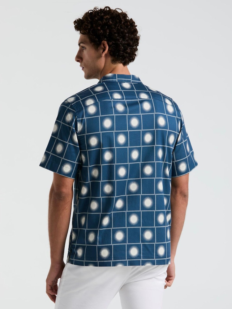 Original Penguin Blue Sun Print Short Sleeve 100% Cotton Shirt - Image 2 of 5