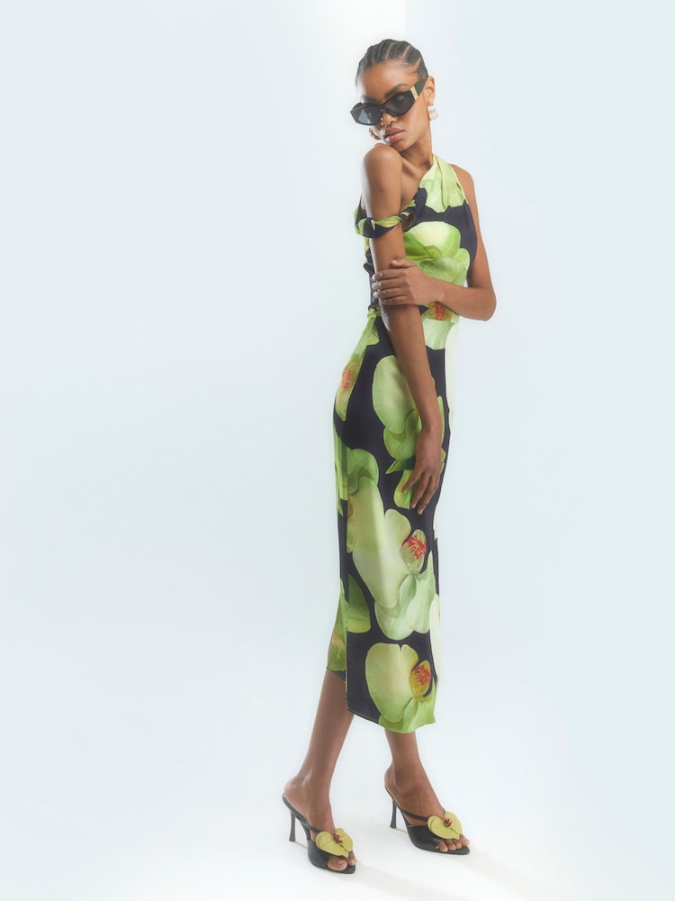 River Island Green Floral Print Twist Front Maxi Dress - Image 1 of 4