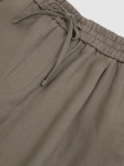 Reiss Mushroom Brown Barges Linen Drawstring Shorts - Image 6 of 6