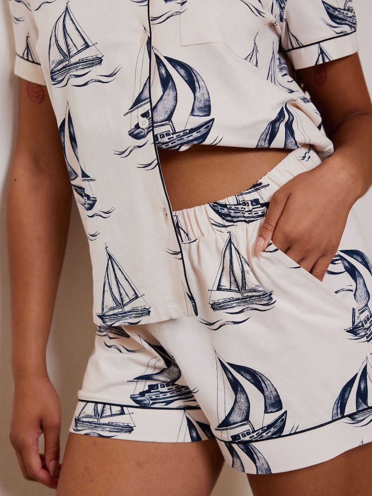 Suelo blanco - Chelsea Peers Playful Print Short Pyjamas Set - Imagen 2 de 5
