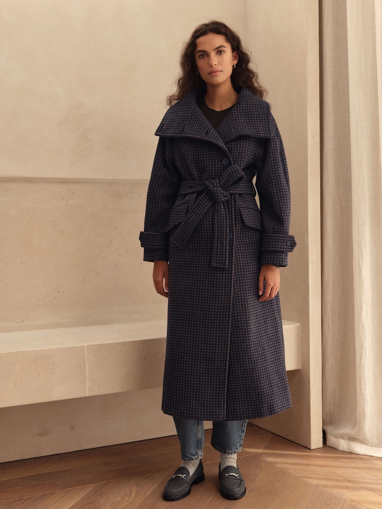 Navy Check N. Premium Funnel Coat - Image 2 of 7 Navy Check N. Premium Funnel Coat - Image 2 of 7