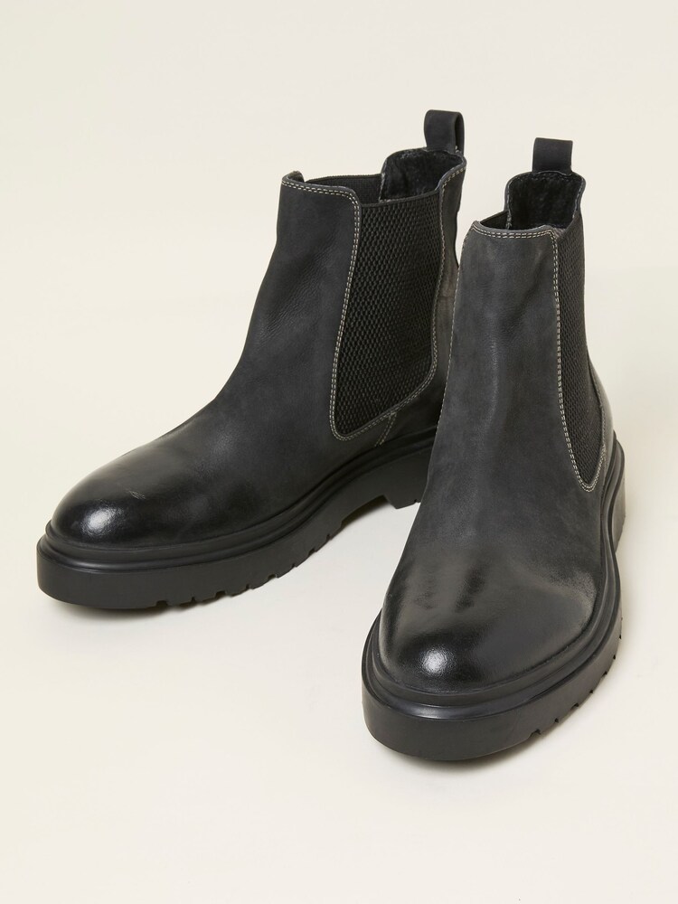 FatFace Black Mens Chelsea Boot - Image 3 of 3 FatFace Black Mens Chelsea Boot - Image 3 of 3