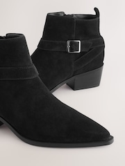 أسود سويد - Forever Comfort® Burnished Ankle Strap Boots - صورة 8 من 9