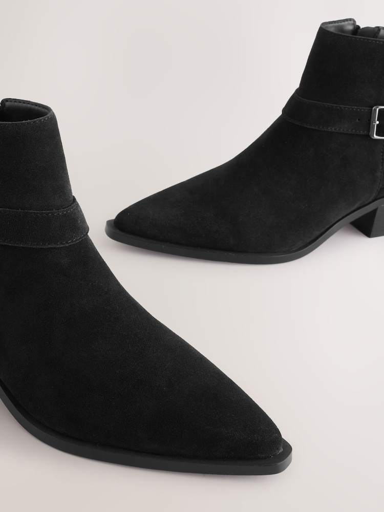 أسود سويد - Forever Comfort® Burnished Ankle Strap Boots - صورة 9 من 9