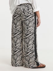 Simply Be Zebra Zebra Tie Waist Waffle Wide Leg Trousers With Side Stripe - Image 2 of 4