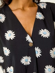 Roman Black Daisy Print Pleat Front Top - Image 5 of 5