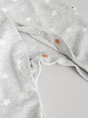 Grey Star Baby Gift Bundles 7 Piece Set (0-18mths) - Image 15 of 18