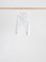 Grey Star Baby Gift Bundles 7 Piece Set (0-18mths) - Image 4 of 18
