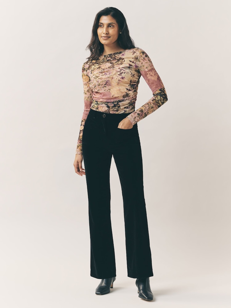 Preto - Calça Flare Slim de Veludo - Imagem 1 de 4
