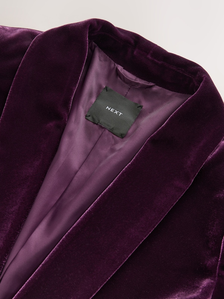 Burgundy Red Velvet Single Breasted Blazer - Image 3 of 3 Burgundy Red Velvet Single Breasted Blazer - Image 3 of 3
