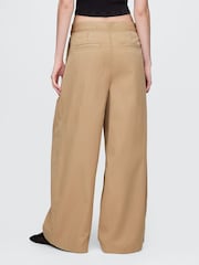 Gap Beige Ultrasoft High Waisted Twill Pleated Wide-Leg Chinos - Image 2 of 8