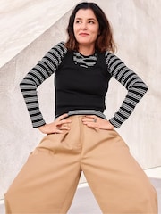 Gap Beige Ultrasoft High Waisted Twill Pleated Wide-Leg Chinos - Image 7 of 8