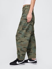 Gap Green Camo Mid Rise Cotton Barrel Trousers - Image 3 of 7