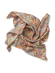 Lenço bandana Aela com estampa Paisley laranja brilhante - Imagem 2 de 2