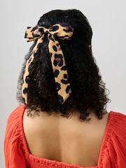 Aela Leopard Print Skinny Hair Bow - Image 4 of 4