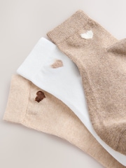Neutral Fluffy Hearts - Fluffy Hearts Print Cropped Ankle Socks 3 Pack - Bild 5 von 6