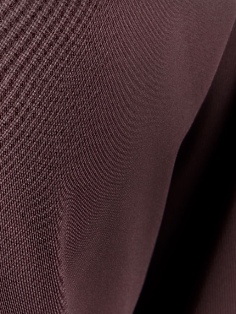 Lyle & Scott Red Golf Course Midlayer Jumper - Image 6 of 6