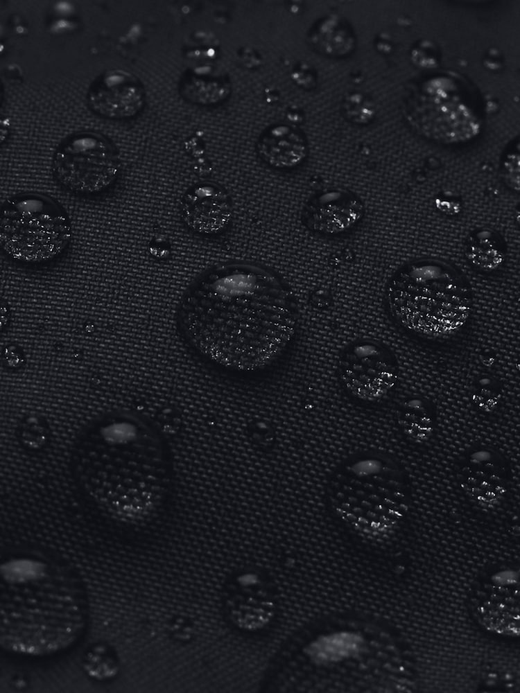 Under Armour Black Launch Insulated Vest - Image 7 of 7